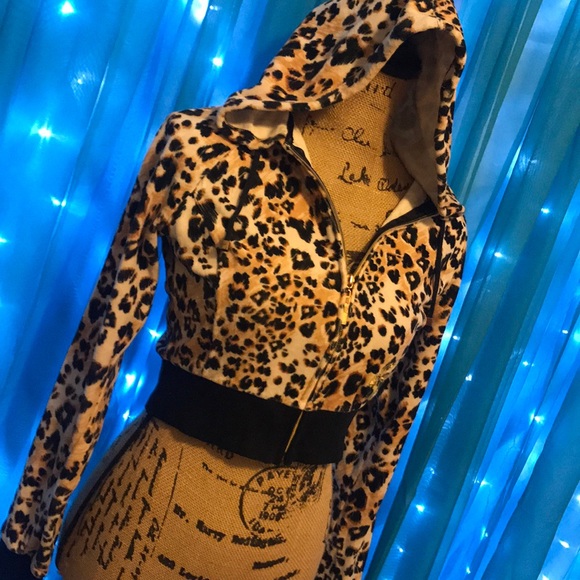 South Pole Tops - ✨ Crop Top Sweater ✨